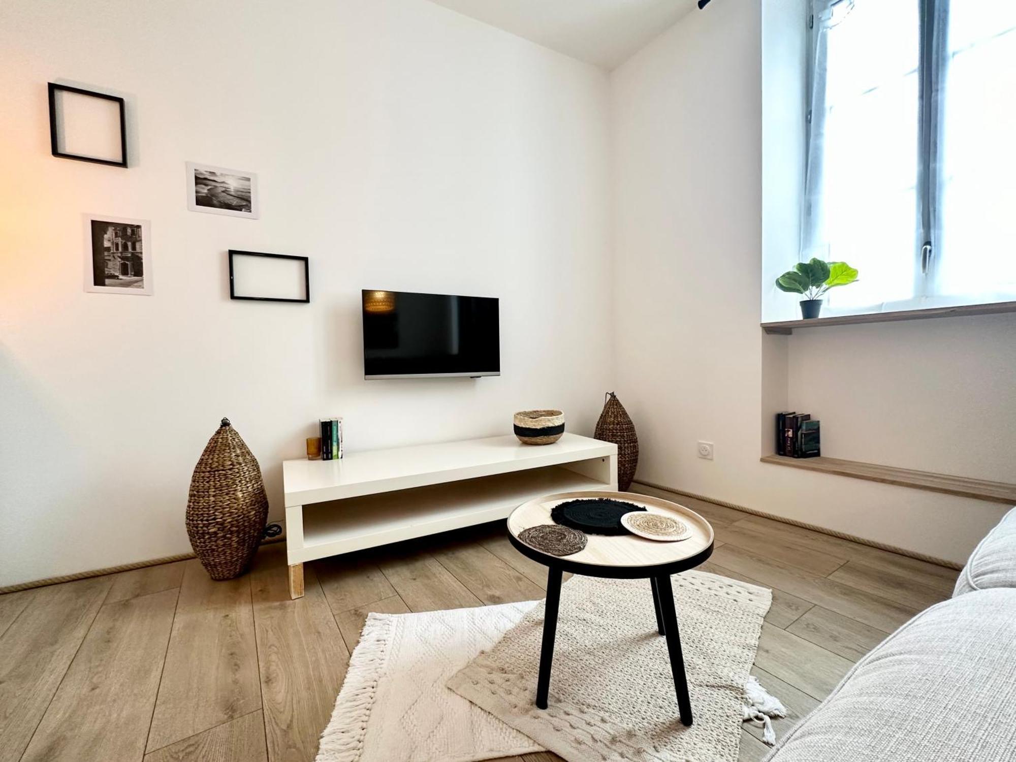 Appartement Le Despiau - Parking - Clim - Fibre - Proche Base Mont-de-Marsan